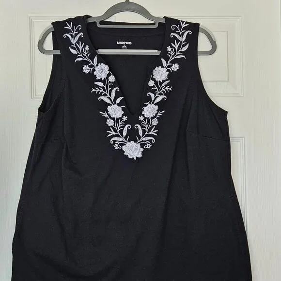 Lands’ End 1X Black Embroidered Swim Cover-Up - Picture 1 of 3